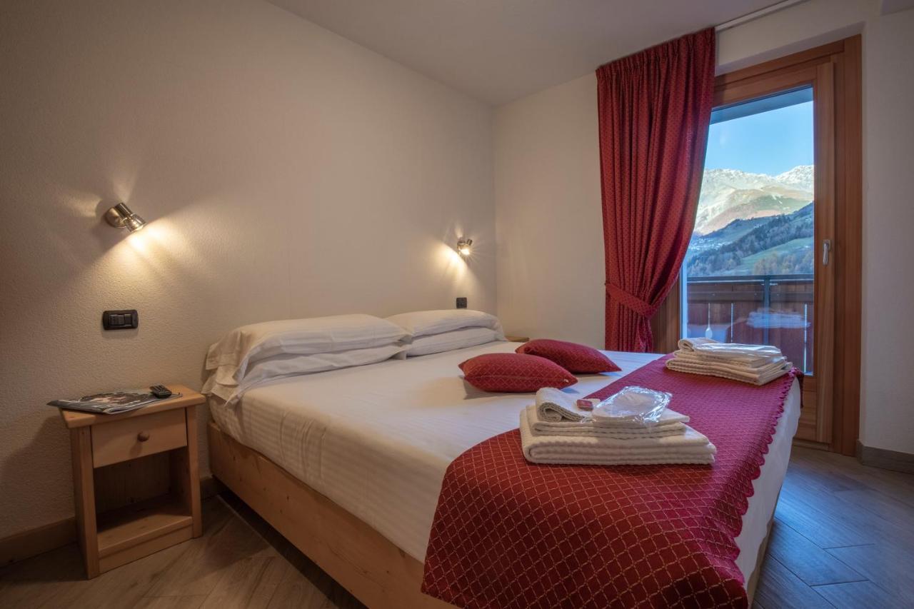 Chalet Del Bosco Valdisotto Luaran gambar