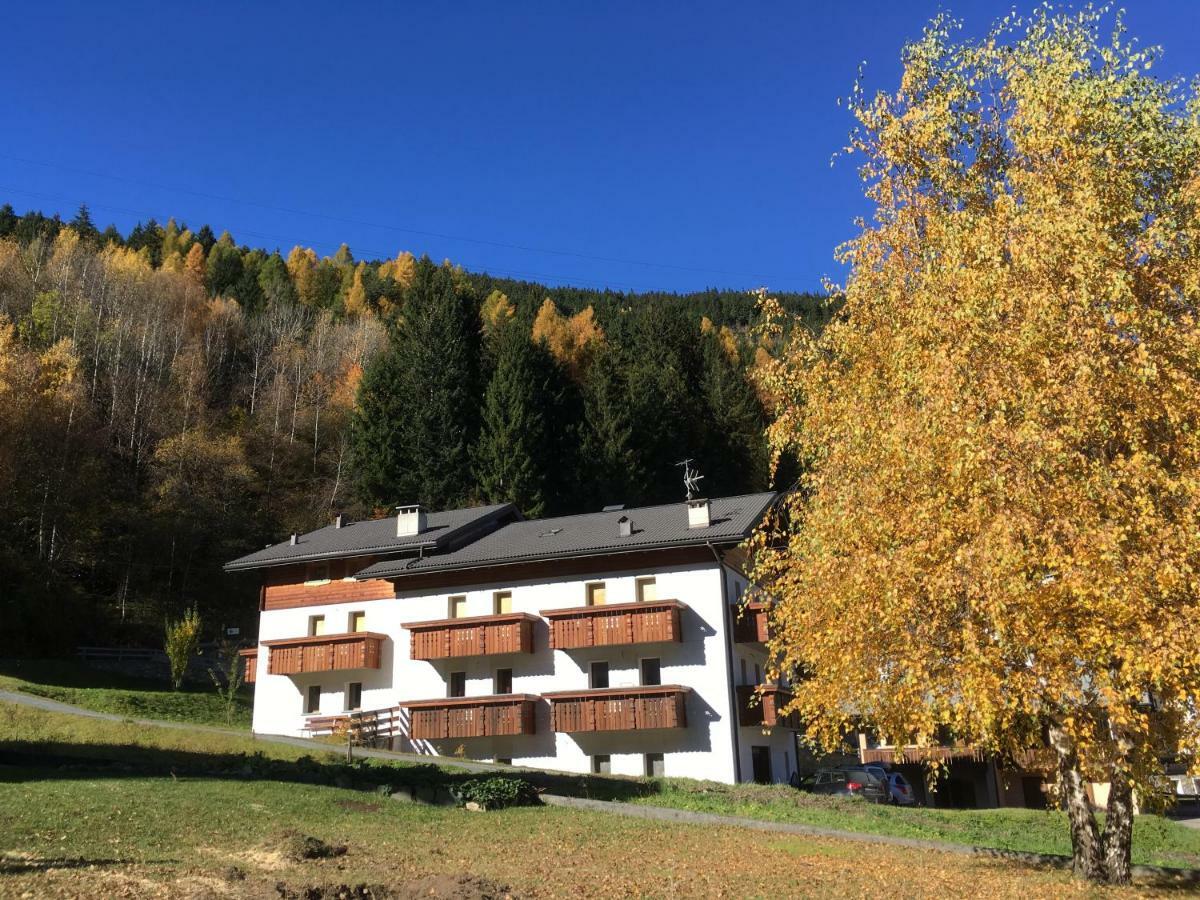 Chalet Del Bosco Valdisotto Luaran gambar